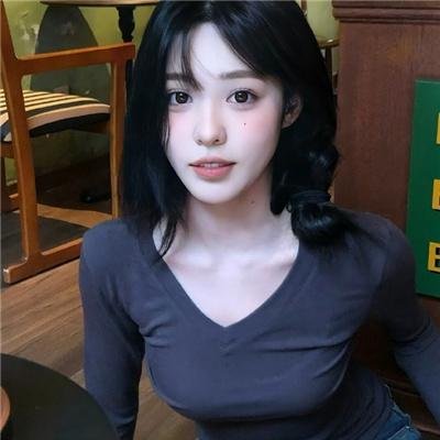 迷雾中的她